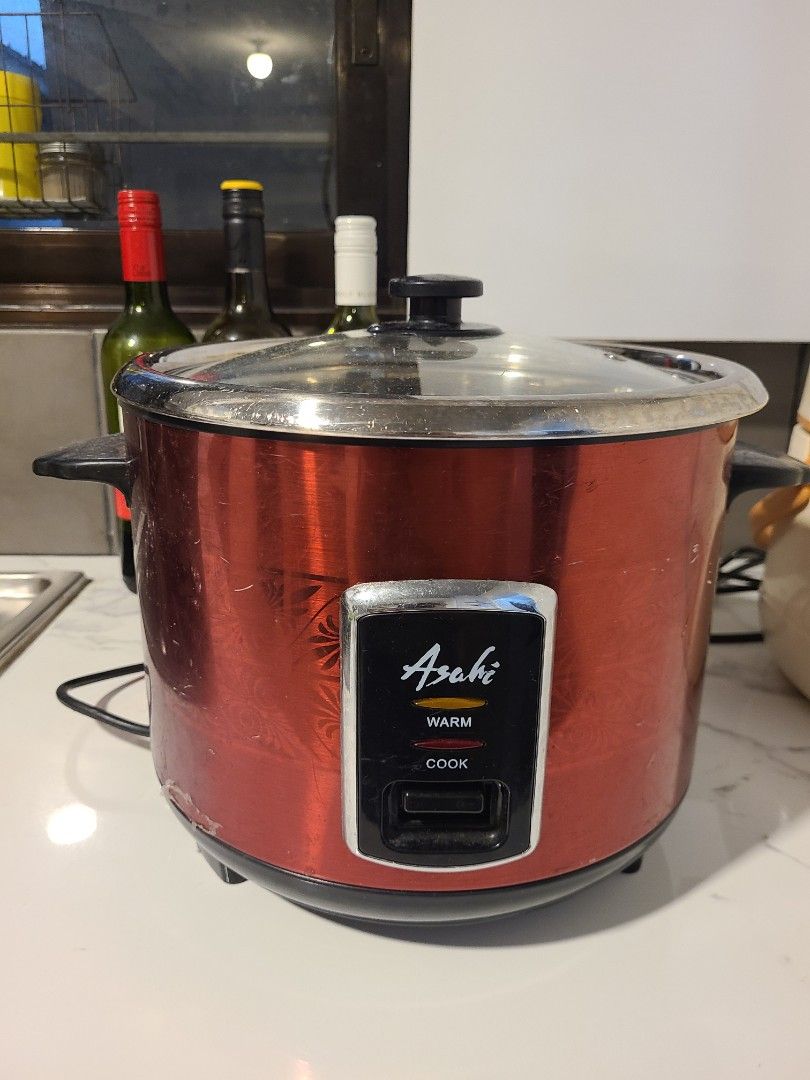 Asahi Rice Cooker and Astron Steamer (Category: Cookware & Accessories) located in Cainta. Submitted by mzb_bags (Listing ID 1464632698, Image 3). Description: 2 for P1,000 Both : NO issue, properly working Meet up or Lalamove @ buyer's expense.