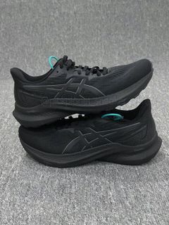 (Category: ) located in . Submitted by pickplanet_sneaker_shirt (Listing ID 1464689457, Image 1). Description: .