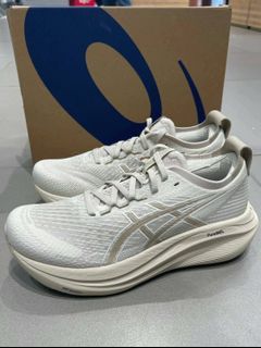 (Category: ) located in . Submitted by pickplanet_sneaker_shirt (Listing ID 1464703583, Image 1). Description: .