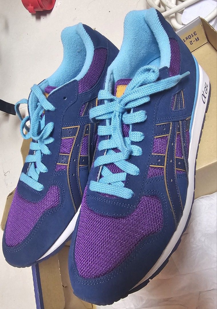 Asics GT-II PURPLE /NAVY 全新 （分類：波鞋）位於 Hong Kong。 由 miumiuhouse 提交（商品編號 1464674354，圖片 2）。簡介： 全新購自END US 9, 41.5 荃灣線交 。