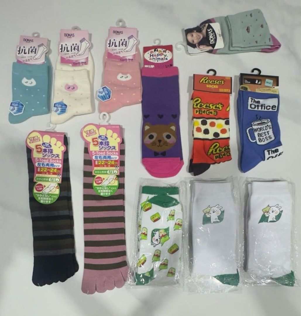 Assorted Socks (Category: Socks) located in Kuala Lumpur. Submitted by danielle-daniel (Listing ID 1464597981, Image 1). Description: .