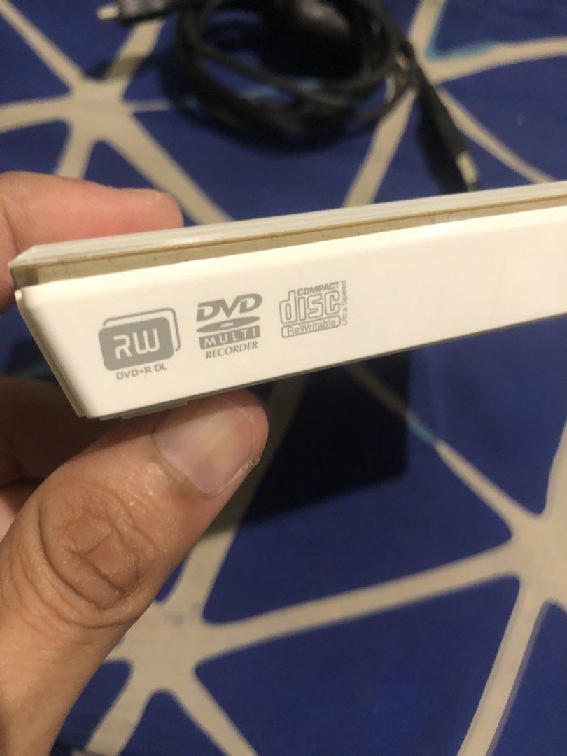 ASUS dvd RW drive - sdrw-08D15-U (Category: Other Accessories) located in Quezon City. Submitted by markgolveo (Listing ID 1464654909, Image 3). Description: ASUS dvd RW drive - sdrw-08D15-U Tested windows 11 working properly.