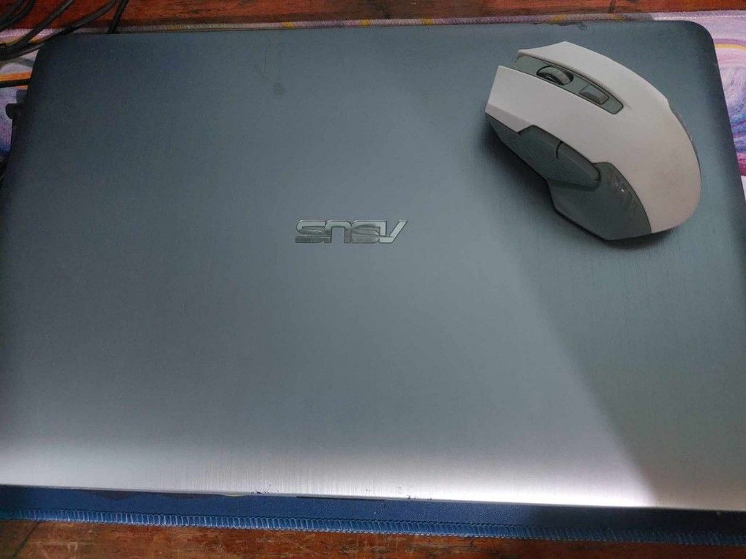 ASUS Laptop 7th gen i7 (Category: Laptops & Notebooks) located in Dasmarinas. Submitted by wisefire_0714d2 (Listing ID 1464576152, Image 1). Description: Asus laptop 7th generation i7 windows 11 pro 256gb ssd storage 12gb ram no issues long battery life with orig charger 3500.