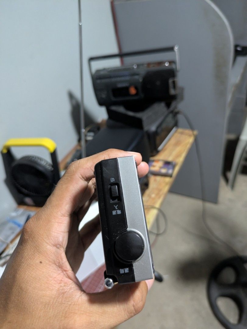 Audiocomm pocket radio (Category: Portable Music Players) located in Angeles City. Submitted by renzyboypalaboy (Listing ID 1464692462, Image 3). Description: no issues complete am and fm channels malinaw at malakas sounds battery powered 2 AA.