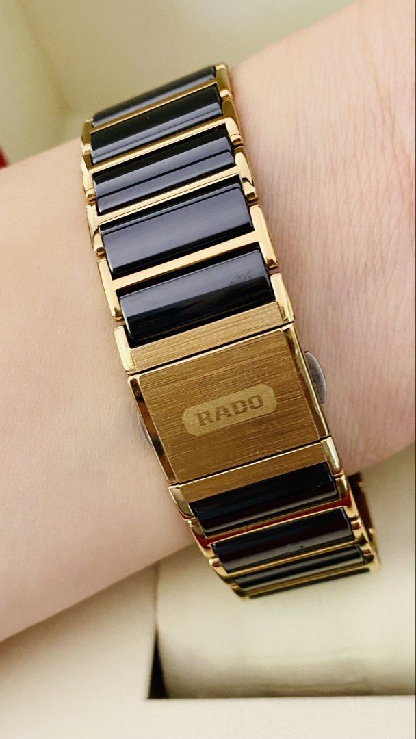 Auth Rado Integral Black Ceramic Unisex Watch (Category: Men's Watches) located in San Fernando. Submitted by rujaywatches (Listing ID 1464689592, Image 3). Description: Auth Rado Integral Black Ceramic Unisex Watch -Square Face -Sapphire Glass -Black Dial -Steel & Black Ceramic -Swiss Made -Quartz Movement -Small to Medium Wrist Size 17.5cm -With Provided Box -In Excellent Condition DM for Offers and other Inquiries💌 📌Disclaimer:📌 I Claim to 