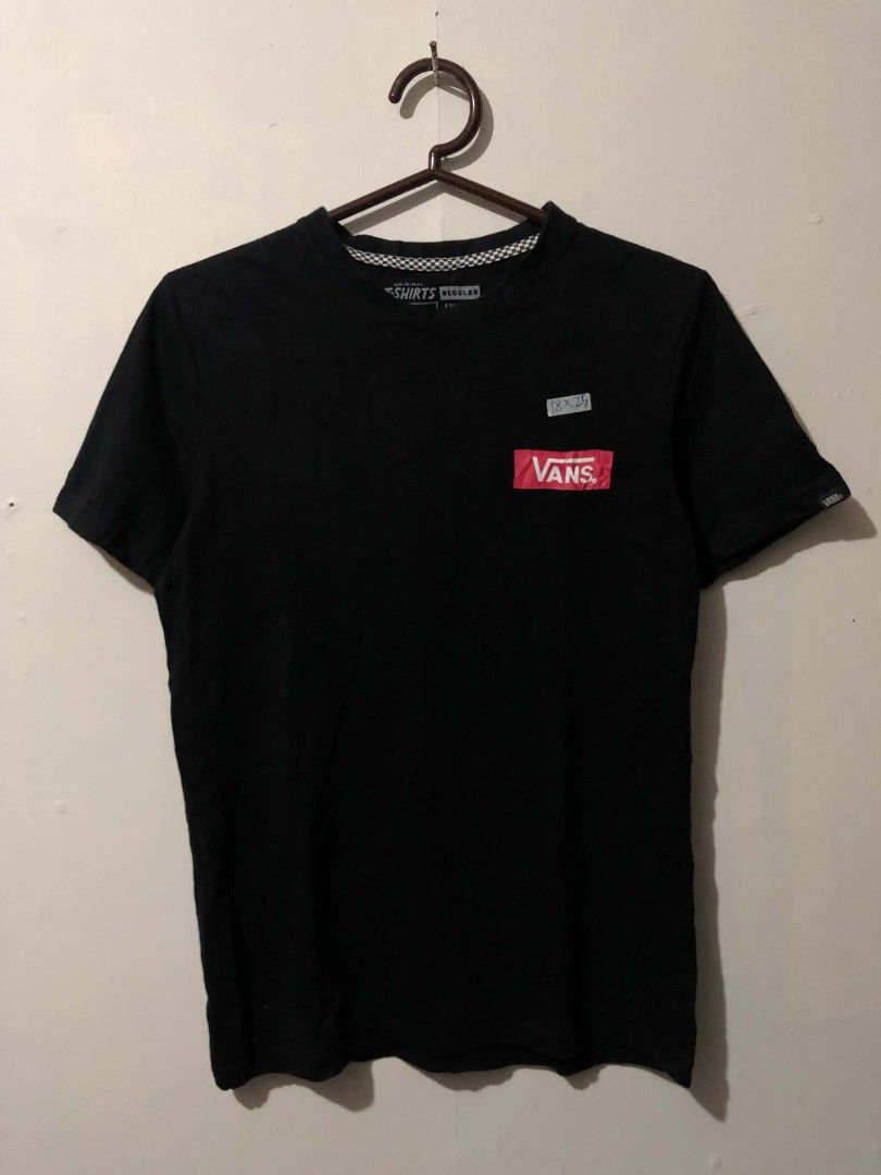 Authentic Vans Of The Wall '96 (Category: Tshirts & Polo Shirts ) located in Pasig City. Submitted by geloangelo17550 (Listing ID 1464752924, Image 2). Description: Authentic Excellent condition No issue.