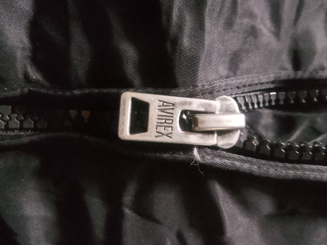 AVIREX BOMBER JACKET (Category: Luxury Apparel) located in Bayombong. Submitted by jeffreybee (Listing ID 1464764813, Image 3). Description: 24 length 23 width like new color flaw : patch on left shoulder only.. almost new.