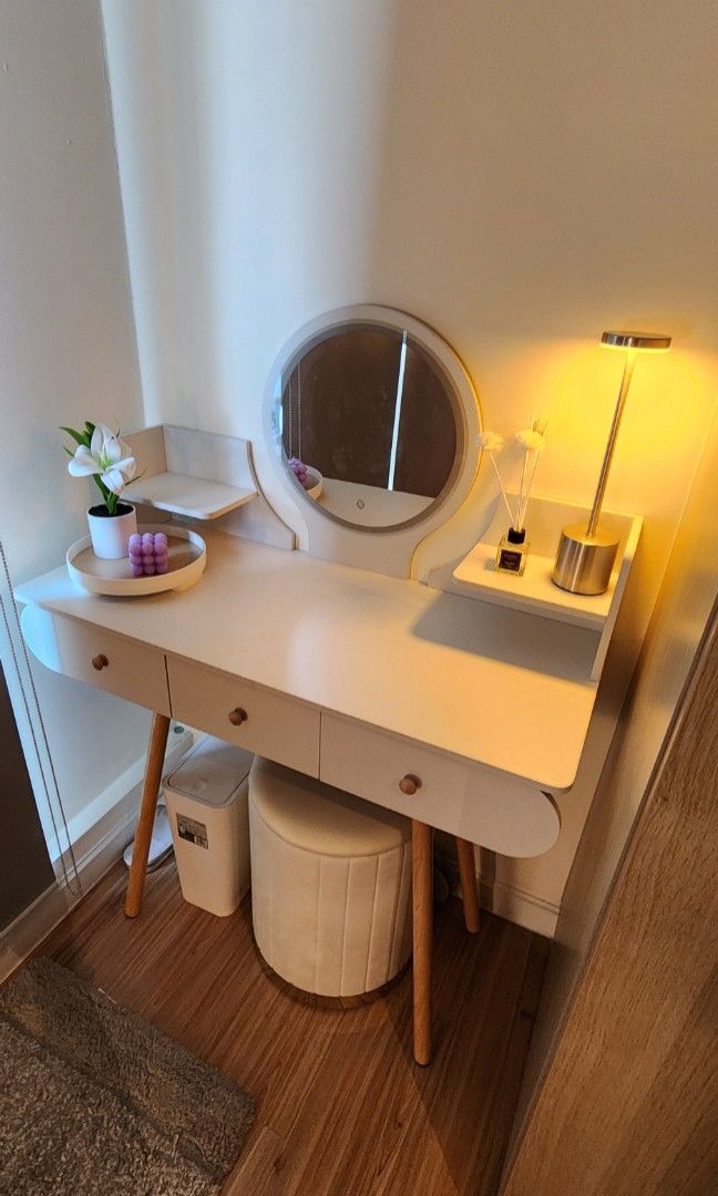 AZURE CONDOMINIUM STUDIO 1018 (Category: Apartments & Condos) located in Manila. Submitted by stephenshia2014 (Listing ID 1464592181, Image 3). Description: 🌊 Studio 1018 Relax in this cozy 1-bedroom unit designed for comfort and convenience. Enjoy resort-style amenities including a manmade white beach, wave pool, beach bar, volleyball court, kids’ playground, and on-site 7-Eleven & Lawson. Inside the unit, you’ll have everything you need: ✔️ Fu