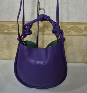 (Category: ) located in . Submitted by dailyhappyfinds (Listing ID 1464748190, Image 1). Description: .