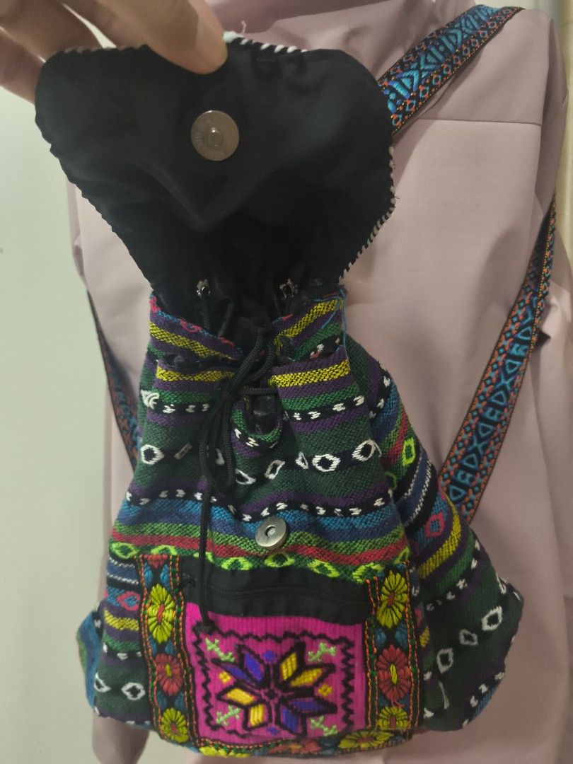 Backpack (Category: Backpacks) located in Shah Alam. Submitted by rosjumalia (Listing ID 1464685803, Image 3). Description: .