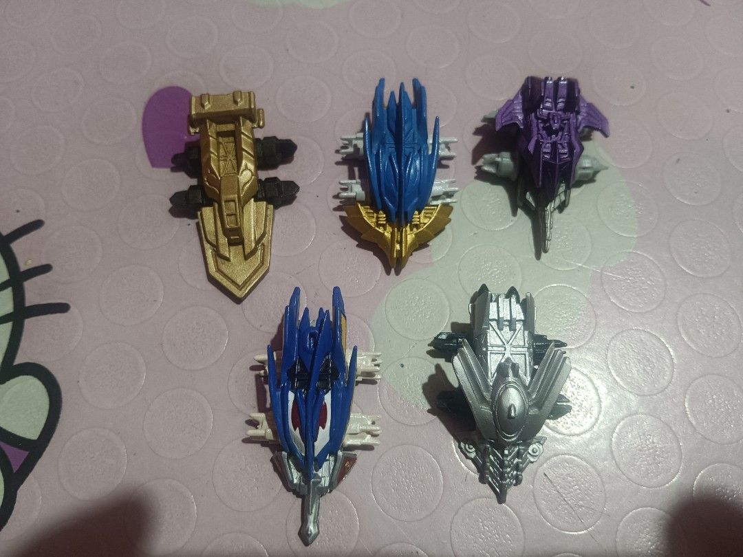 Bandai crash gear (Category: Action & Battle Toys) located in Pasig City. Submitted by rednaxela_rich (Listing ID 1464701780, Image 3). Description: 25pcs Bandai mini crash gear set as is.