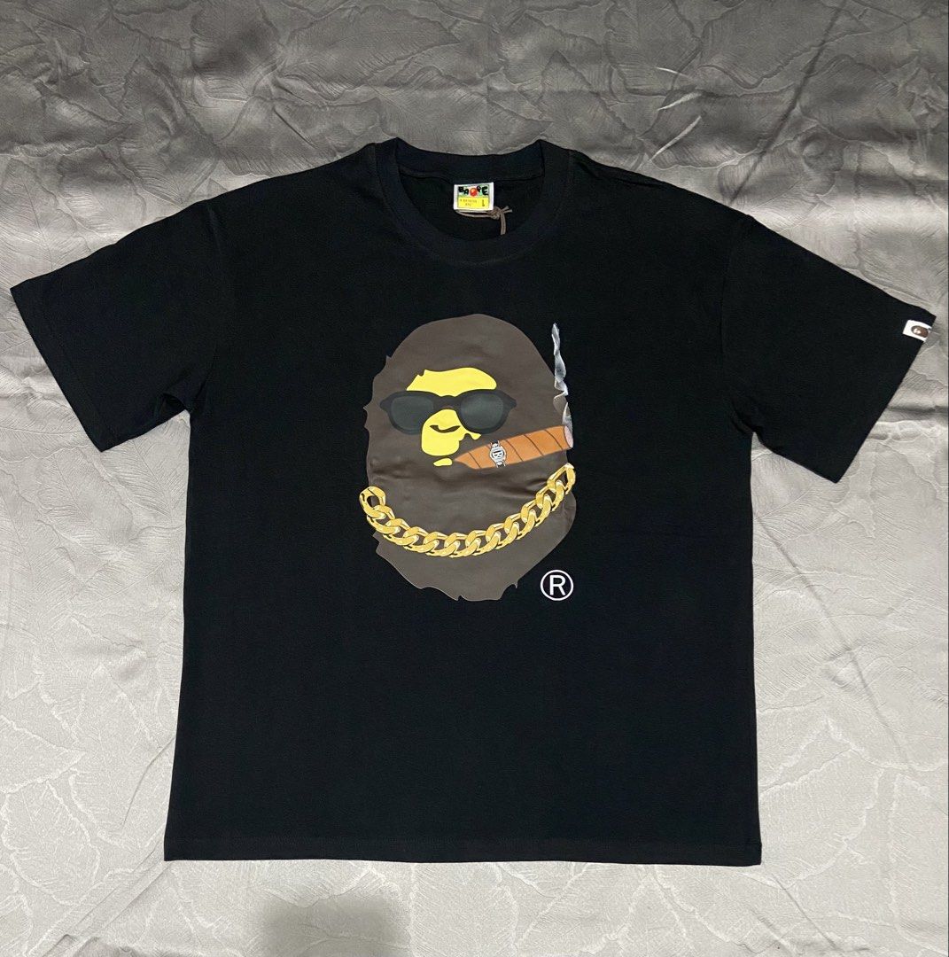Bape ape Head Smoking (Category: Announcements) located in Manila. Submitted by 7kstreetwear.1 (Listing ID 1464571292, Image 1). Description: Bape ape Head Smoking 🥶 Width: 23 Length: 29 Size: Large fit to size Price: 1200.