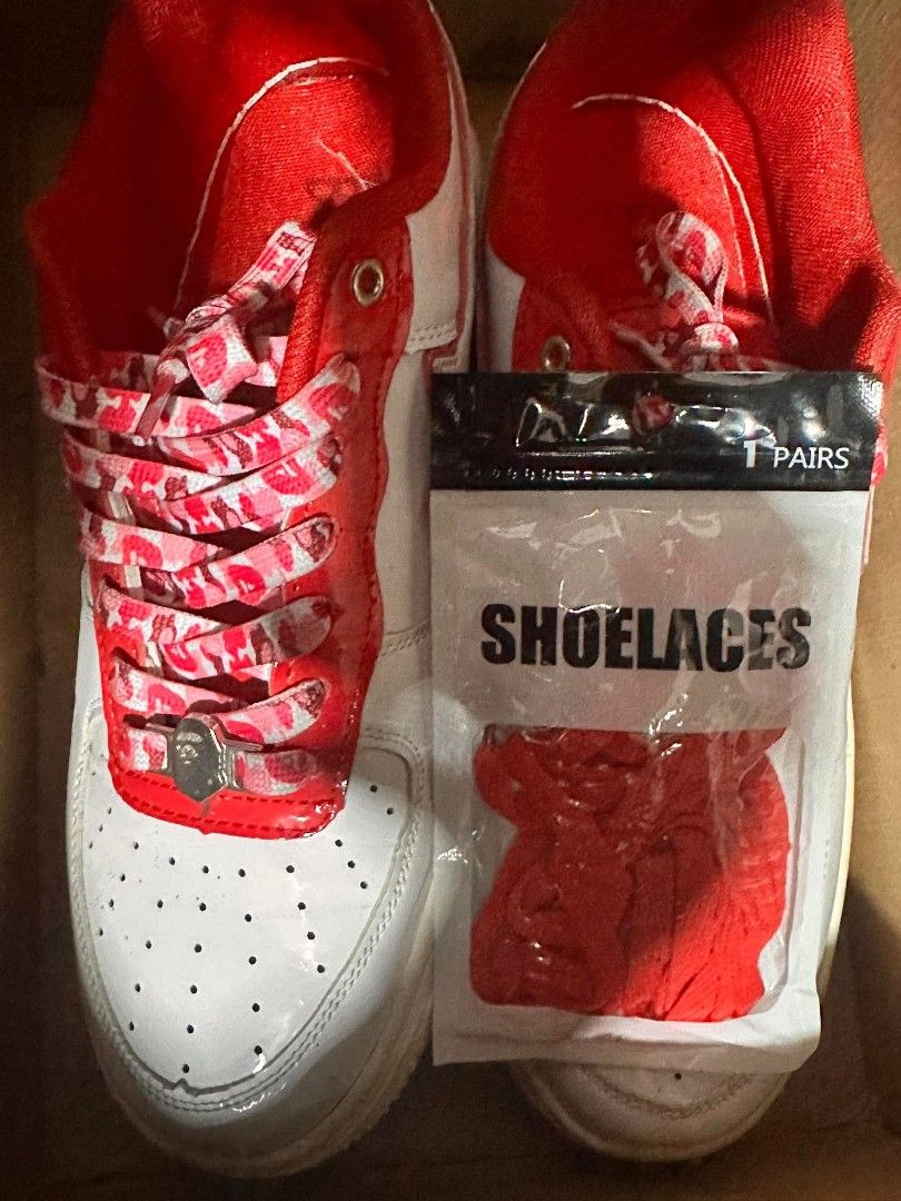 Bapesta Shoes (Category: Dress Shoes) located in Manila. Submitted by stellarmadness (Listing ID 1464609505, Image 1). Description: Pogi ka dito.