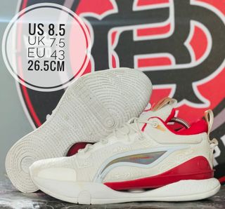 (Category: ) located in . Submitted by kalyedadshoesandapparel (Listing ID 1464700856, Image 1). Description: .