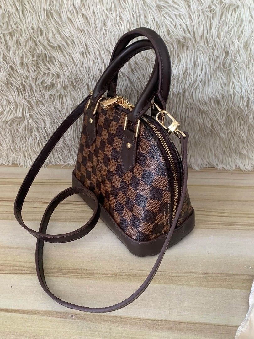 Bb Alma Damier (Category: Luxury Bags & Wallets) located in Manila. Submitted by vilmabrandedukaybags (Listing ID 1464624369, Image 3). Description: Bb Alma Damier.