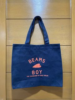 (Category: ) located in . Submitted by pawsome_closet (Listing ID 1464710293, Image 1). Description: .