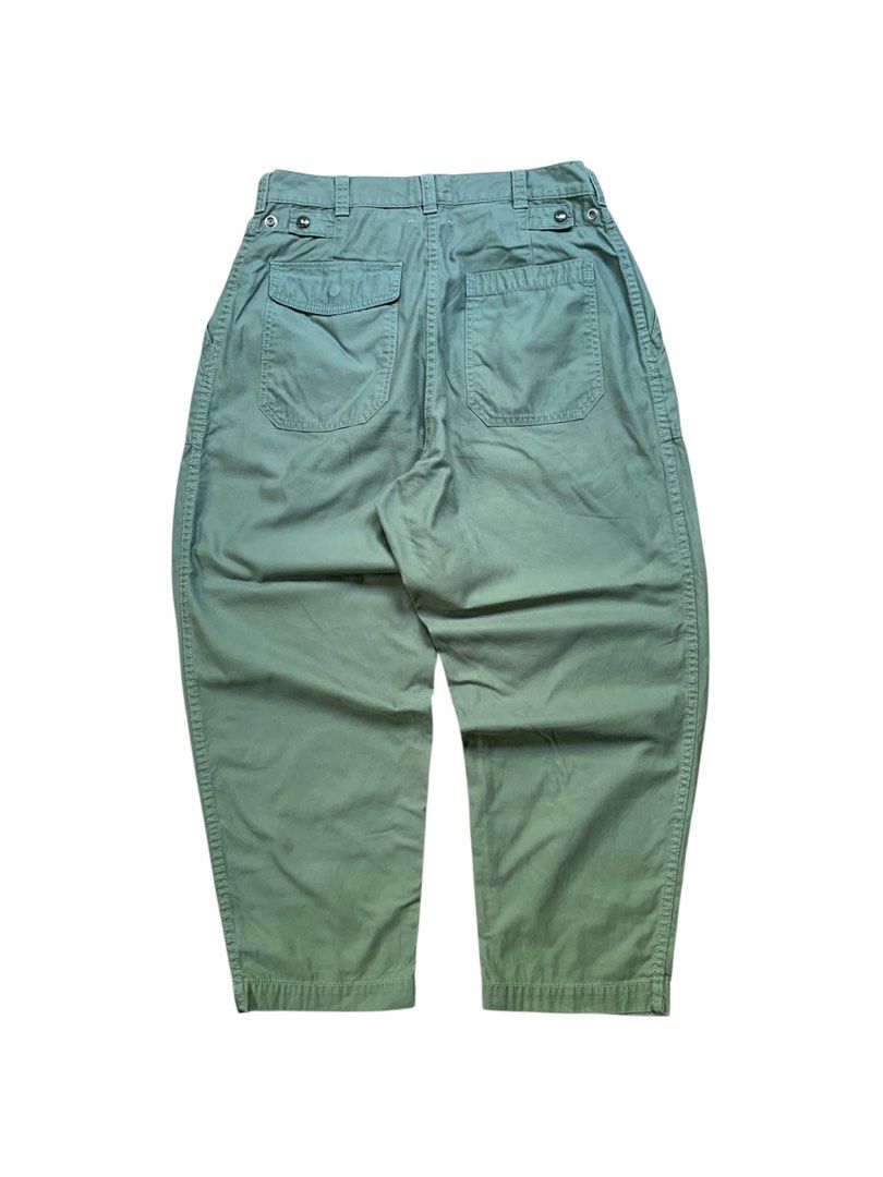 Beams Plus 1-Pleat Back Satin Baker Pants (Category: Jeans) located in Buhi. Submitted by sneak_pick (Listing ID 1464600297, Image 2). Description: Beams Plus 1-Pleat Back Satin Baker Pants Measurements: Waist: 31” Length: 38” Leg Opening: 8” Very Minimal signs of use. Excellent condition..