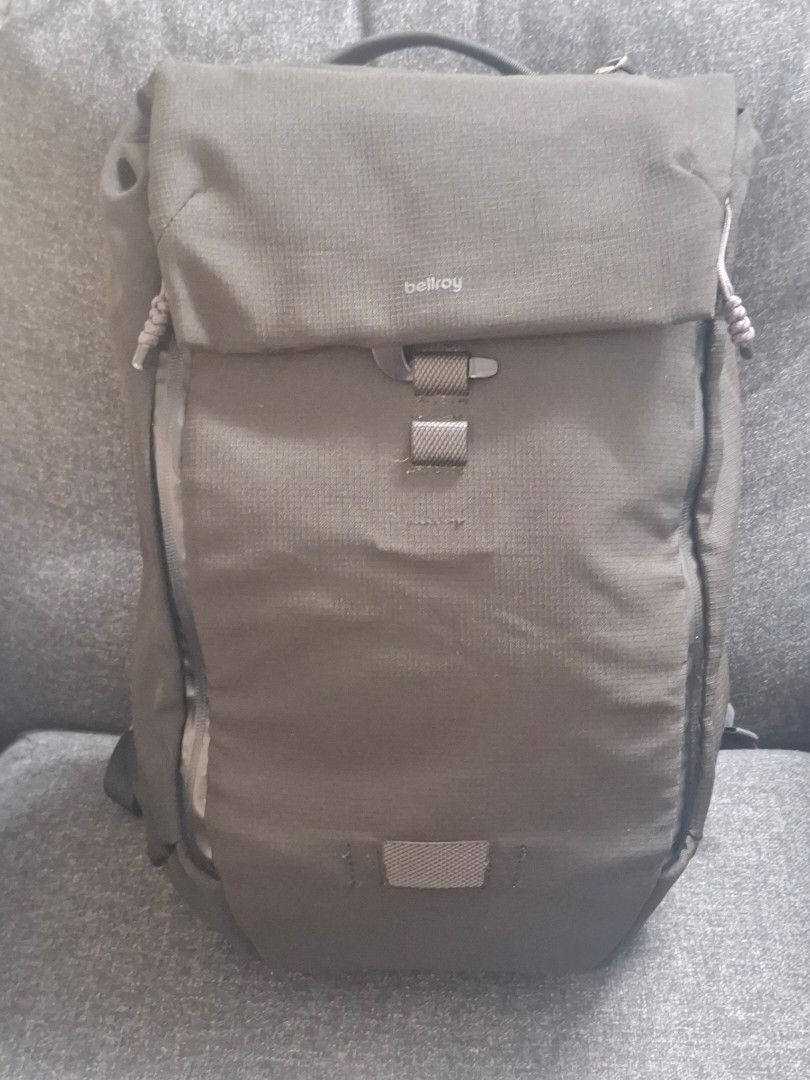 Bellroy Venture Backpack 22L (Category: Backpacks) located in Makati City. Submitted by decluttermp (Listing ID 1464676282, Image 1). Description: Color: Black Padded 16” laptop sleeve, and document slip pocket Dual-zippered dropdown front panel access Two invisible exterior zip water bottle pockets Adjustable slide hook flap closur Two internal zip mesh pockets on the front panel Versatile mesh pockets, raised out of the crush zone Soft-lined va