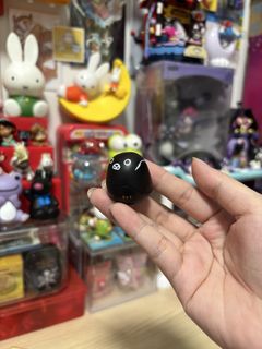 (Category: ) located in . Submitted by meowietrinkets (Listing ID 1464752185, Image 1). Description: .