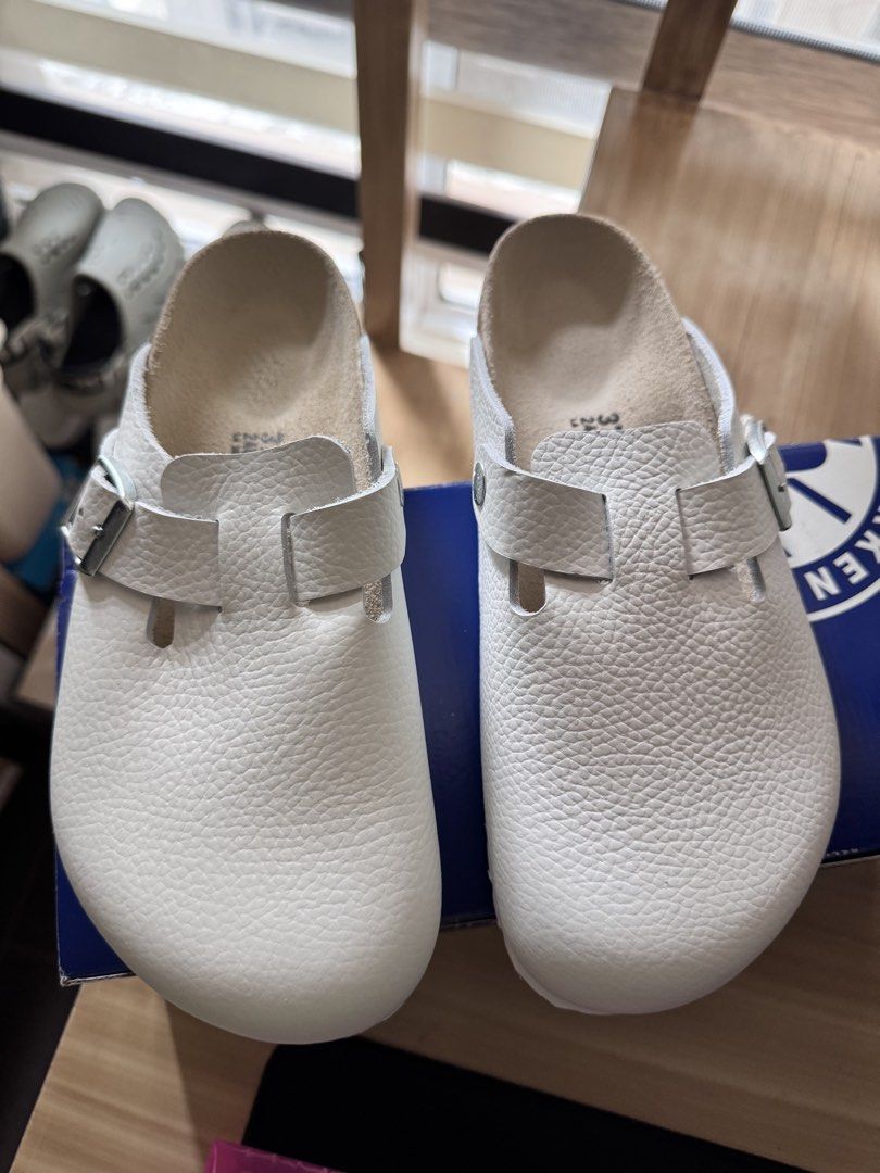 Birkenstock White Leather Sandals Size 37 (Category: Flats & Sandals) located in Mandaluyong City. Submitted by jd0023 (Listing ID 1464582159, Image 2). Description: - White leather Birkenstock sandals - Size 37 (fits 240mm) - Classic clog style - Adjustable strap with buckle - Made in Germany - Comes with original box RFS: Wrong Size..