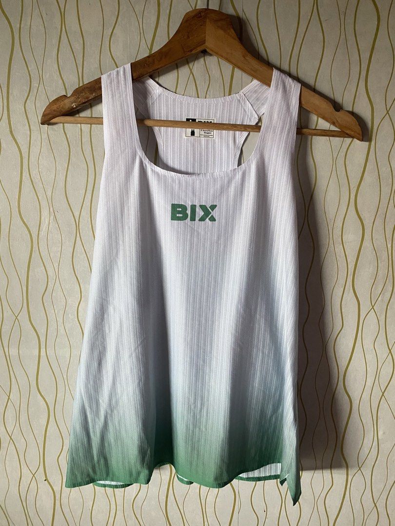 Bix Running Vest (Category: Activewear) located in Balete. Submitted by maykee77 (Listing ID 1464713219, Image 1). Description: Large on tag best on small men’s .