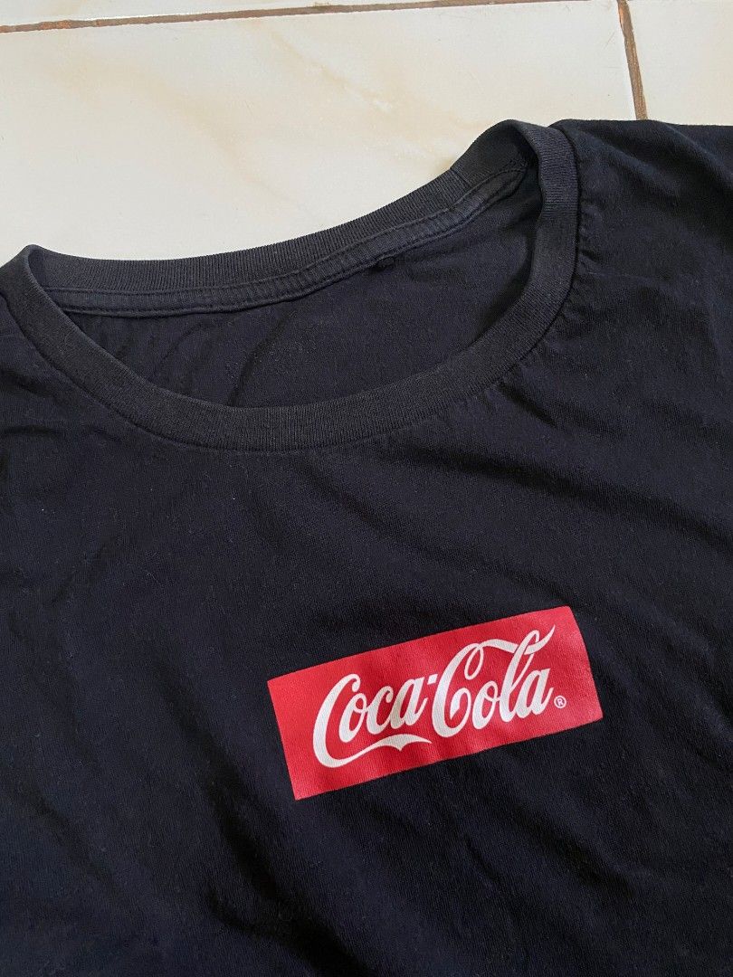 Black Coca-Cola T-shirt Size L (Category: Shirts) located in Roxas City. Submitted by xyddvs (Listing ID 1464602627, Image 3). Description: W 20 L 24.
