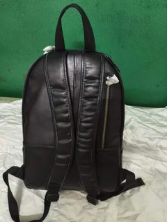 （分類：）位於 。 由 albertchiu3 提交（商品編號 1464639655，圖片 1）。簡介： 。