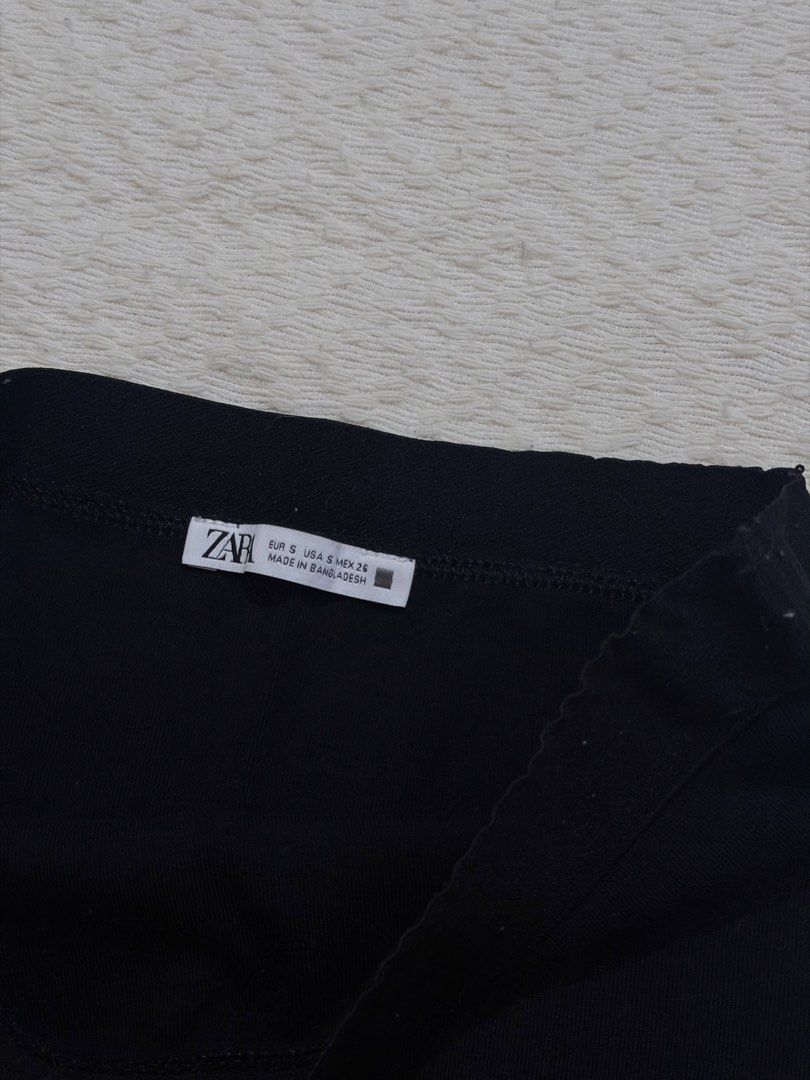 black zara skirt midi maxi (Category: Skirts) located in Binan City. Submitted by jnj.wardrobe (Listing ID 1464672504, Image 3). Description: used twice 10 1/2in waist, stretchable 31 1/2in length, when worn by 5'5, can be maxi skirt if youre petite.