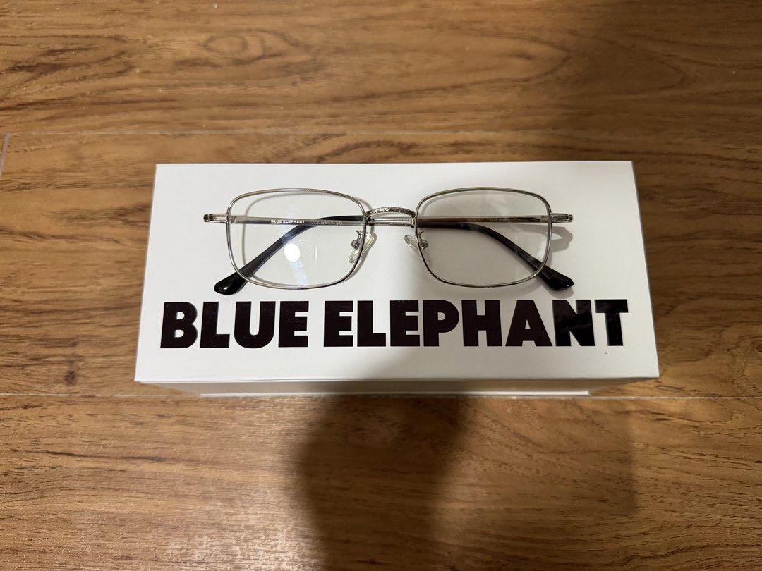 Blue Elephant SLAP Silver Eyeglasses (Category: Sunglasses & Eyewear) located in Quezon City. Submitted by hey.cider (Listing ID 1464580768, Image 1). Description: - Brand: Blue Elephant - Model: SLAP - Color: Silver - Includes: Original box and glasses case - Condition: Great for everyday wear - RFS: Decluttering.
