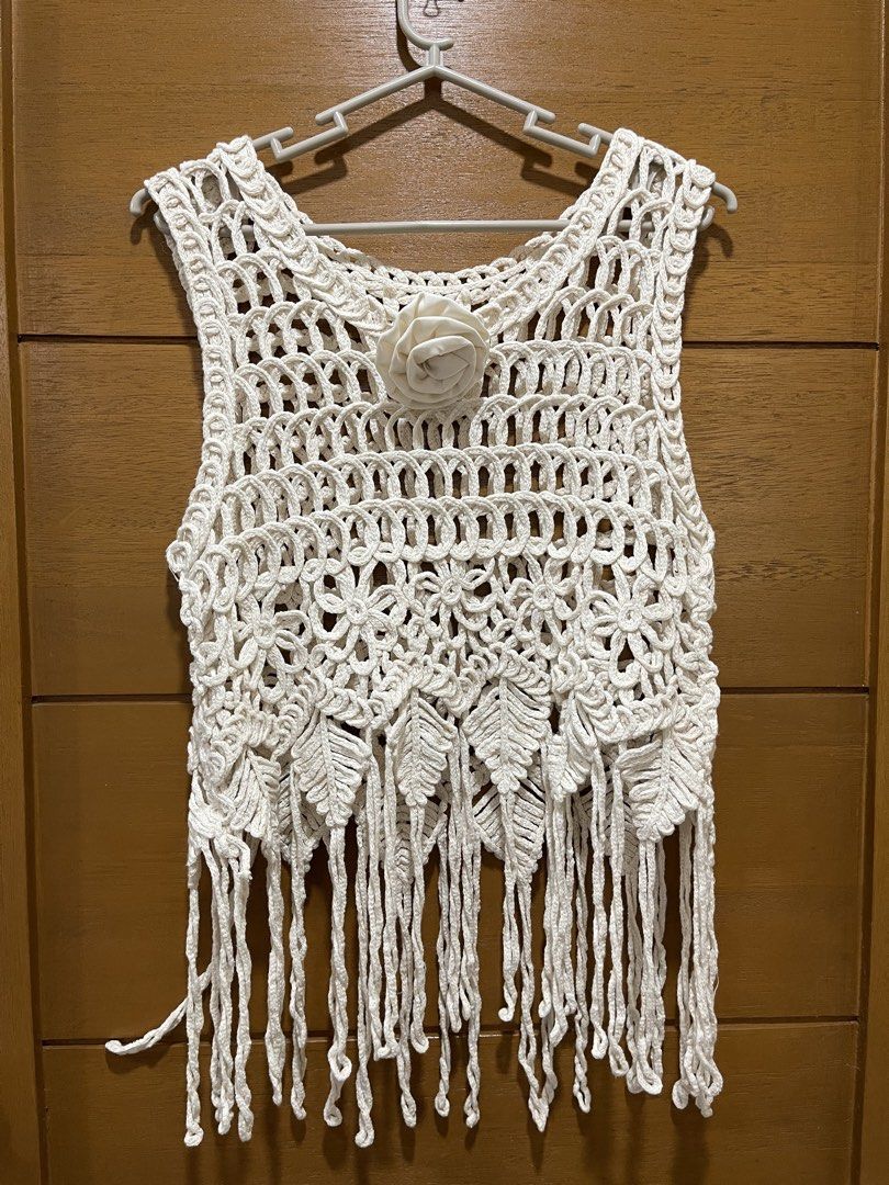 Boho Crochet Fringe top (Category: Others Tops) located in Baguio. Submitted by pawsome_closet (Listing ID 1464718760, Image 1). Description: .