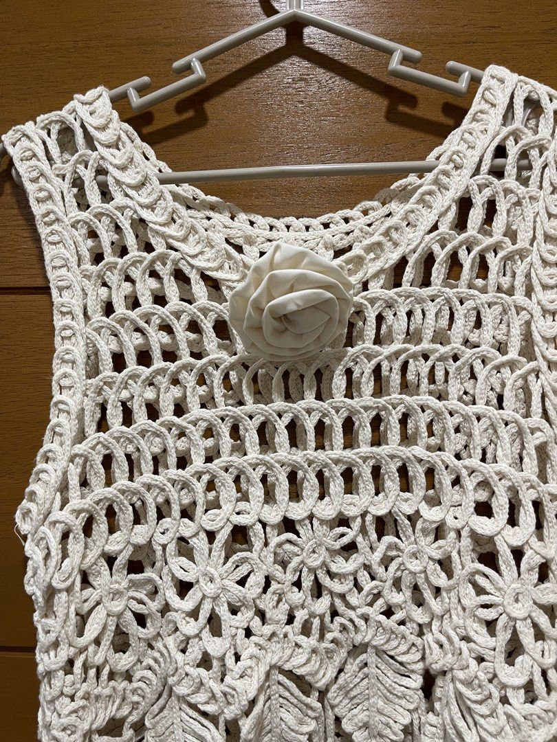 Boho Crochet Fringe top (Category: Others Tops) located in Baguio. Submitted by pawsome_closet (Listing ID 1464718760, Image 2). Description: .