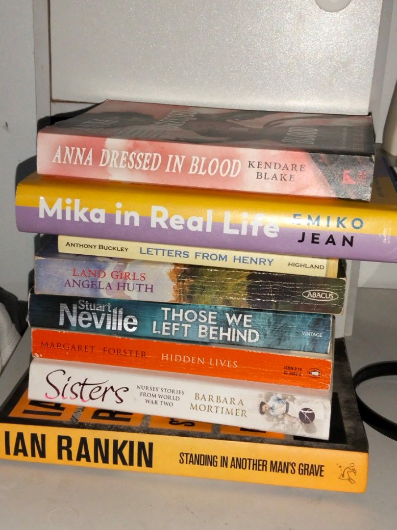 Book Bundle (Category: Storybooks) located in Caloocan City. Submitted by fiercerabbit.21a8cc (Listing ID 1464753671, Image 1). Description: Hello! I'm selling this bundle for only P250. Rfs : needs extra fund mop: gcash mod: j&t.