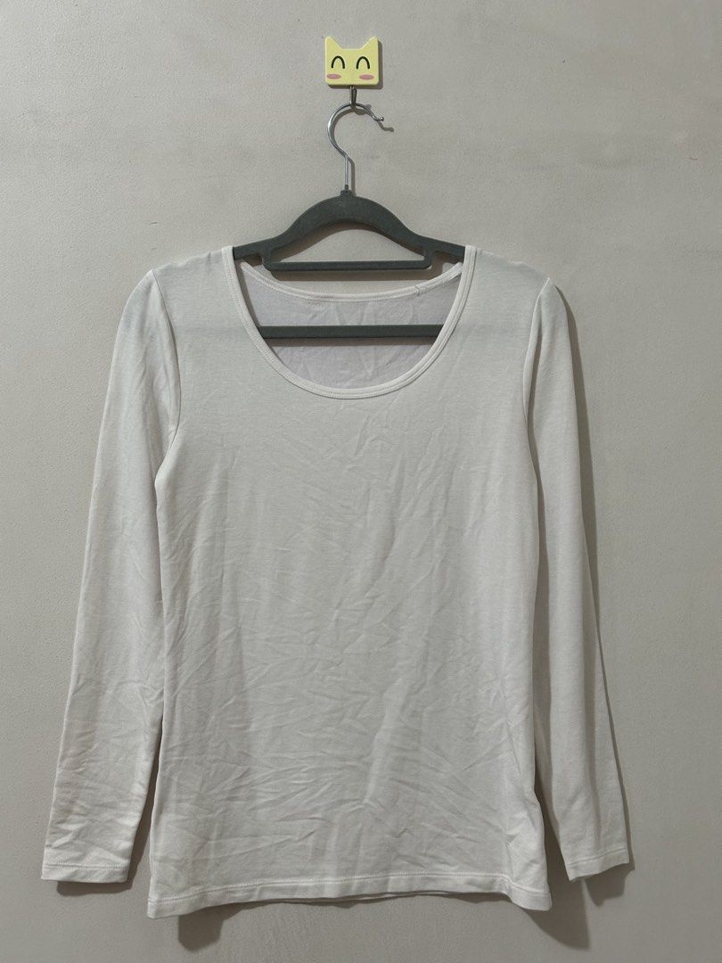 Bossini White Heat Tech Women Small (Category: Coats, Jackets and Outerwear) located in Balanga. Submitted by winterlab_ph (Listing ID 1464618280, Image 1). Description: B296.