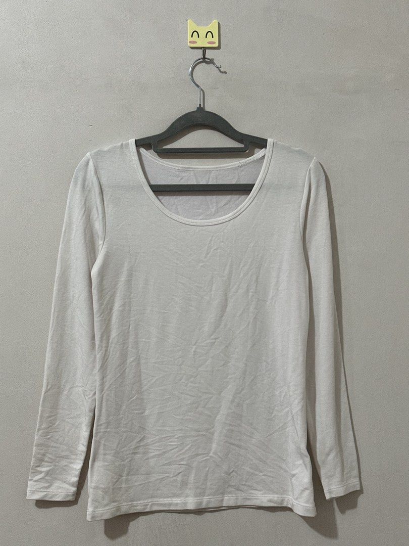Bossini White Heat Tech Women Small (Category: Coats, Jackets and Outerwear) located in Balanga. Submitted by winterlab_ph (Listing ID 1464618280, Image 3). Description: B296.