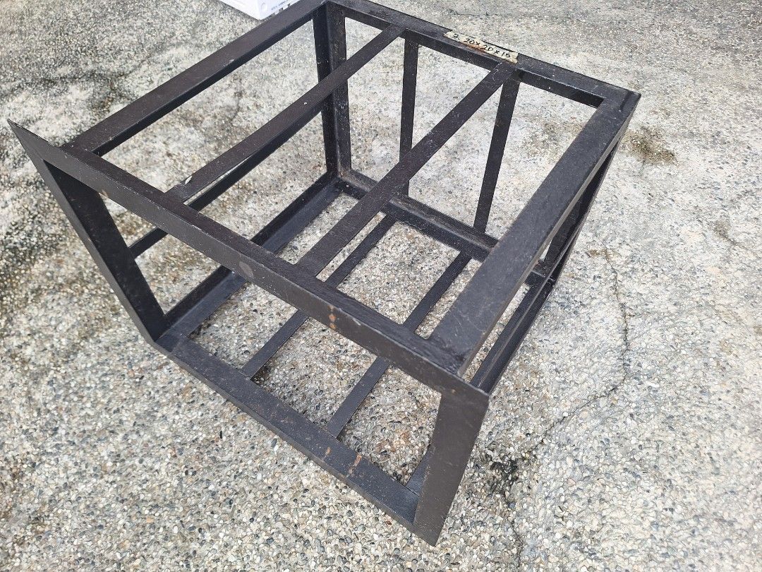 Brand New‼️ Cage Bracket for Window Type Aircon (Category: Air Conditioning and Heating) located in Antipolo. Submitted by johnnyboy16_ (Listing ID 1464643143, Image 3). Description: Cage Bracket for window type aircon Brand New‼️ Never been used. For 0.6hp to 1.5hp Dimensions: WIDTH: 20 INCHES HEIGHT: 15 INCHES LENGTH: 20 INCHES 2,000php FIXED Location: Upper Antipolo City RFS: Hindi na nagamit. Naistock lang ng matagal..