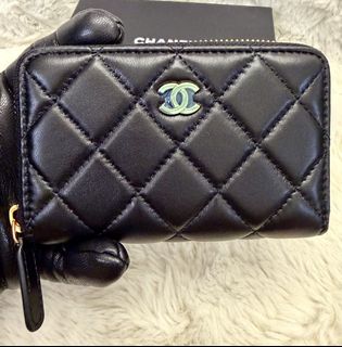(Category: ) located in . Submitted by mrsmdxbseller (Listing ID 1464606208, Image 1). Description: .