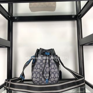 （分類：）位於 。 由 lvy-yin 提交（商品編號 1464629144，圖片 1）。簡介： 。