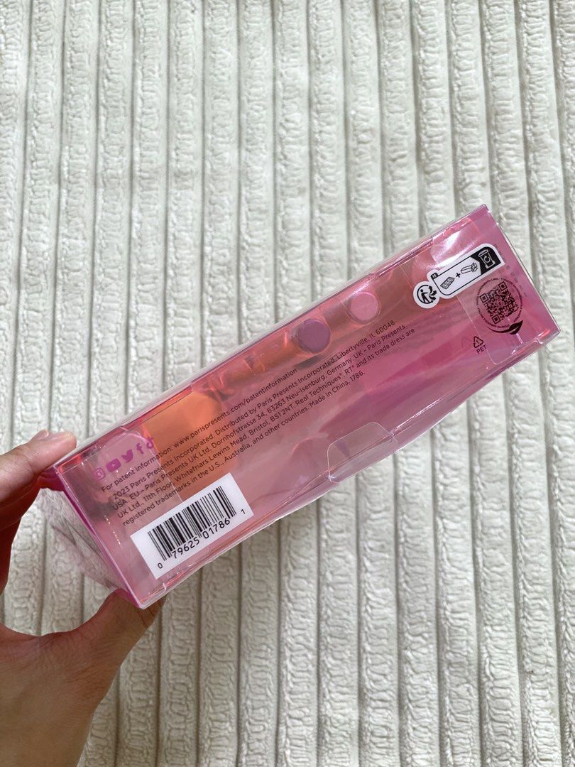 BRAND NEW Real Techniques Makeup Brush Set — everyday essentials set (Category: Makeup) located in Naga. Submitted by swiftiestone (Listing ID 1464637596, Image 3). Description: .