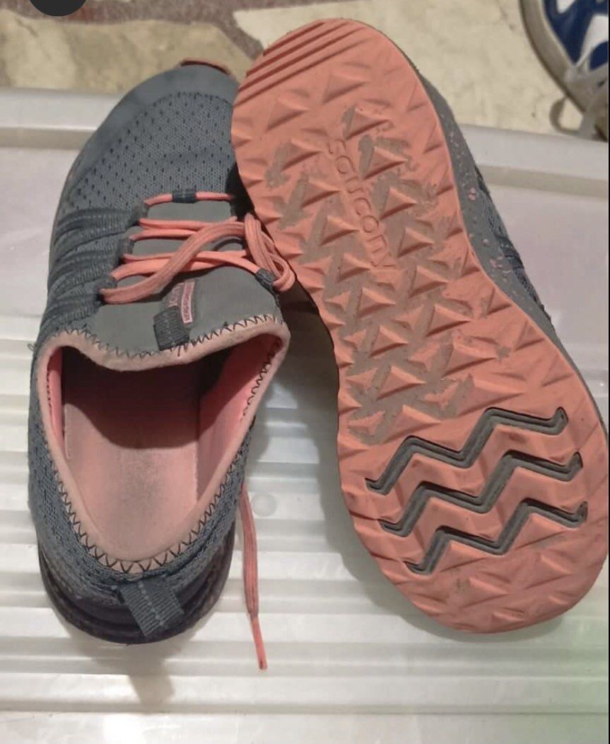 Branded Kids Running Shoes (Category: Other Babies Going Out Needs) located in Taytay. Submitted by crisha14344 (Listing ID 1464580964, Image 3). Description: NASA photos na po Ang details.