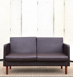 (Category: ) located in . Submitted by FurnitureGallery (Listing ID 1464737194, Image 1). Description: .