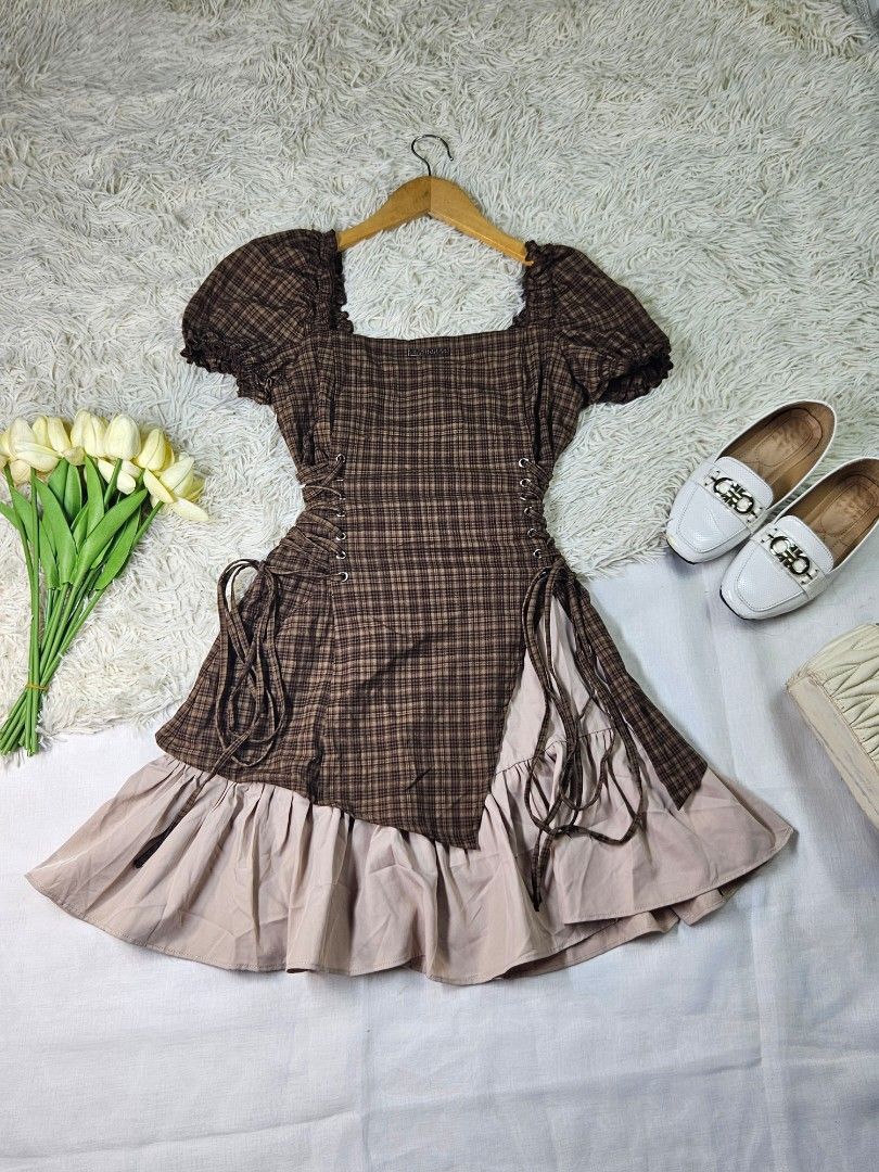 Brown Mini Dress (Category: Dresses) located in Pandi. Submitted by delacruz_ar (Listing ID 1464632667, Image 1). Description: High Quality.