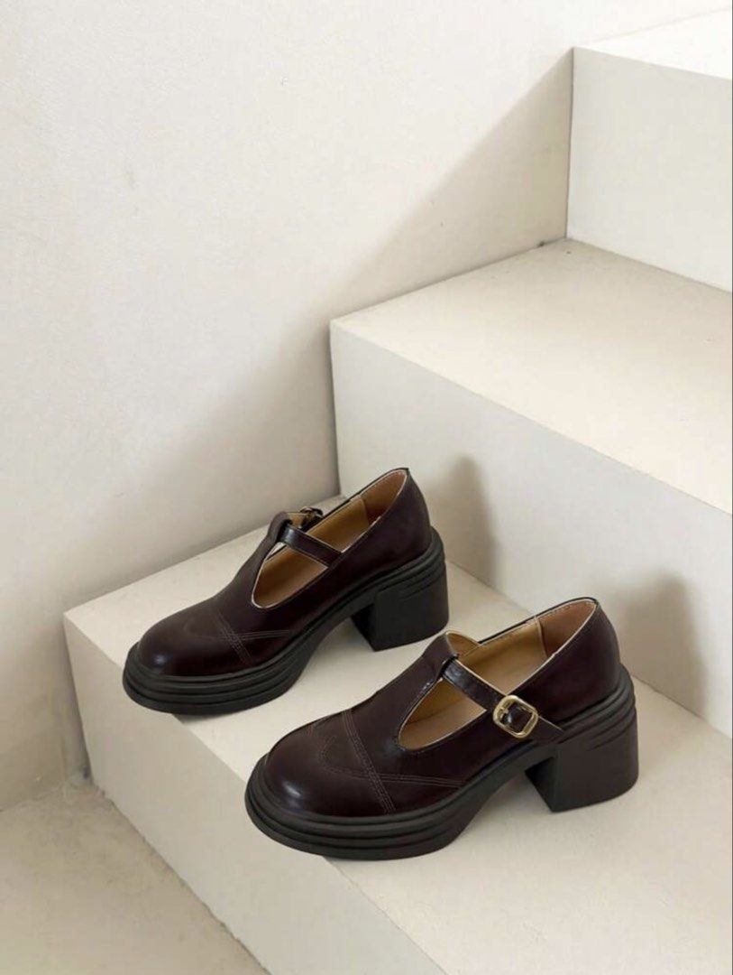 Brown Platform Mary Jane Loafers (Category: Loafers) located in Mandaluyong City. Submitted by ezreads (Listing ID 1464660088, Image 1). Description: Only used twice. Still in good condition. Size is EU40 but can fit EU39 comfortably with thick socks. Pm for more details. .