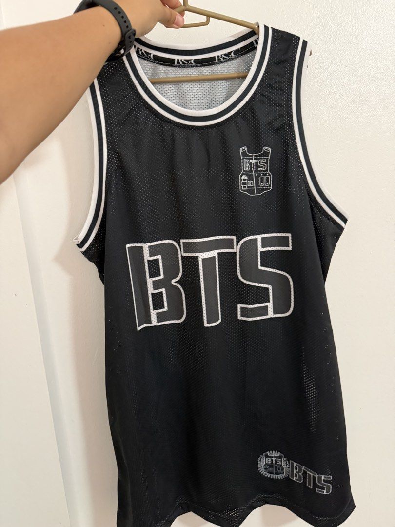 BTS Jungkook Jersey Kpop (Category: Activewear) located in Pulilan. Submitted by yaokow_ (Listing ID 1464643787, Image 3). Description: rfs: di umabot for concert! never used XL price negotiable .