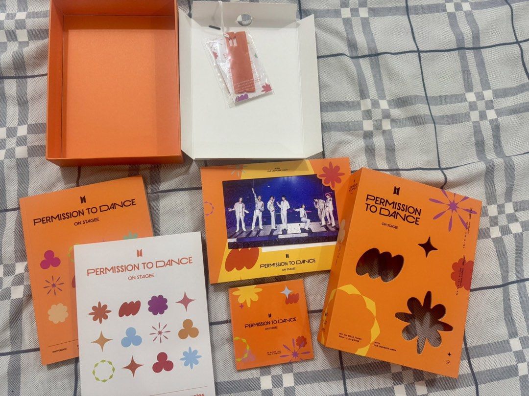 BTS Permission to Dance on Stage DVD (Category: K-Wave Merchandise) located in San Juan City. Submitted by virgodump_ (Listing ID 1464694267, Image 1). Description: Inclusions: - photobook (2) - CD - folding card - post card - photo charm (jimin) Mop: gcash/bank transfer Mod: sdd/j&t Location: San Juan City.