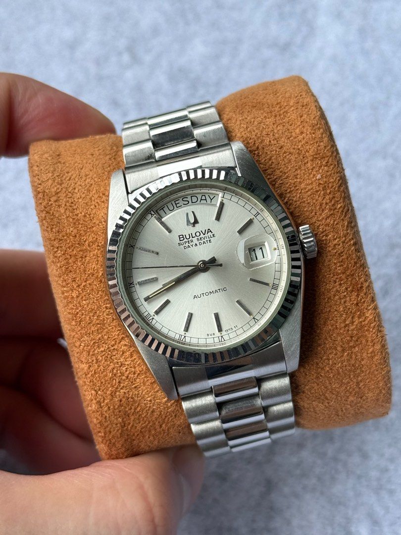 Bulova Super Seville Day-date (Category: Men's Watches) located in Manila. Submitted by watch.cp (Listing ID 1464597890, Image 1). Description: Bulova Super Seville Day Date Ref:4410101 Cal 1373.11(ETA 2834-2) Year: 1982 36mm Will fit up to 7 inch wrist size Shipping via Lalamove or Grab express Location: Manila.