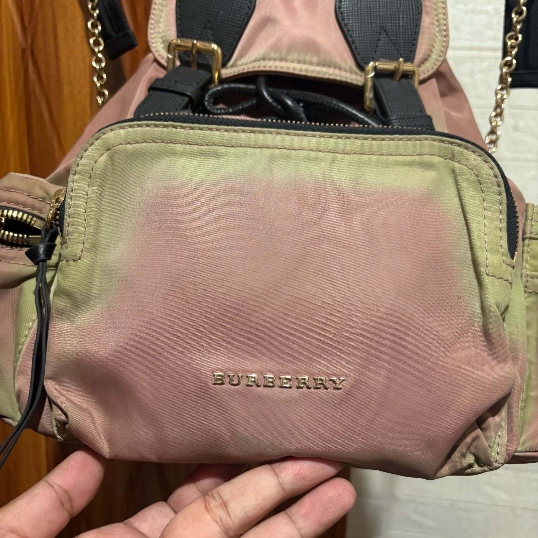Burberry Backpack (Category: Luxury Bags & Wallets) located in Alburquerque. Submitted by abj_thriftshop (Listing ID 1464707976, Image 2). Description: like new excellent may maliit na dumi lang naka plastic pa ibang hardwares negotiable.
