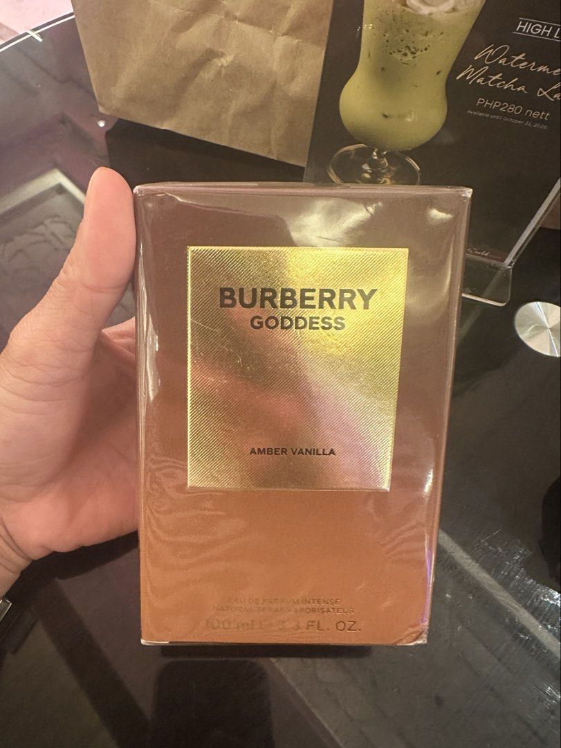 Burberry Goddess Eau de Parfum Intense 100ml (Category: Fragrance & Deodorants) located in Pasig City. Submitted by lizshoppe (Listing ID 1464750539, Image 1). Description: Authentic - Brand: Burberry - Product: Goddess Eau de Parfum Intense - Scent Profile: Amber Vanilla - Size: 100ml (3.3 fl oz) - Condition: Brand new, tightly sealed in original plastic wrap - Ideal as a luxury gift or a new signature daily scent.