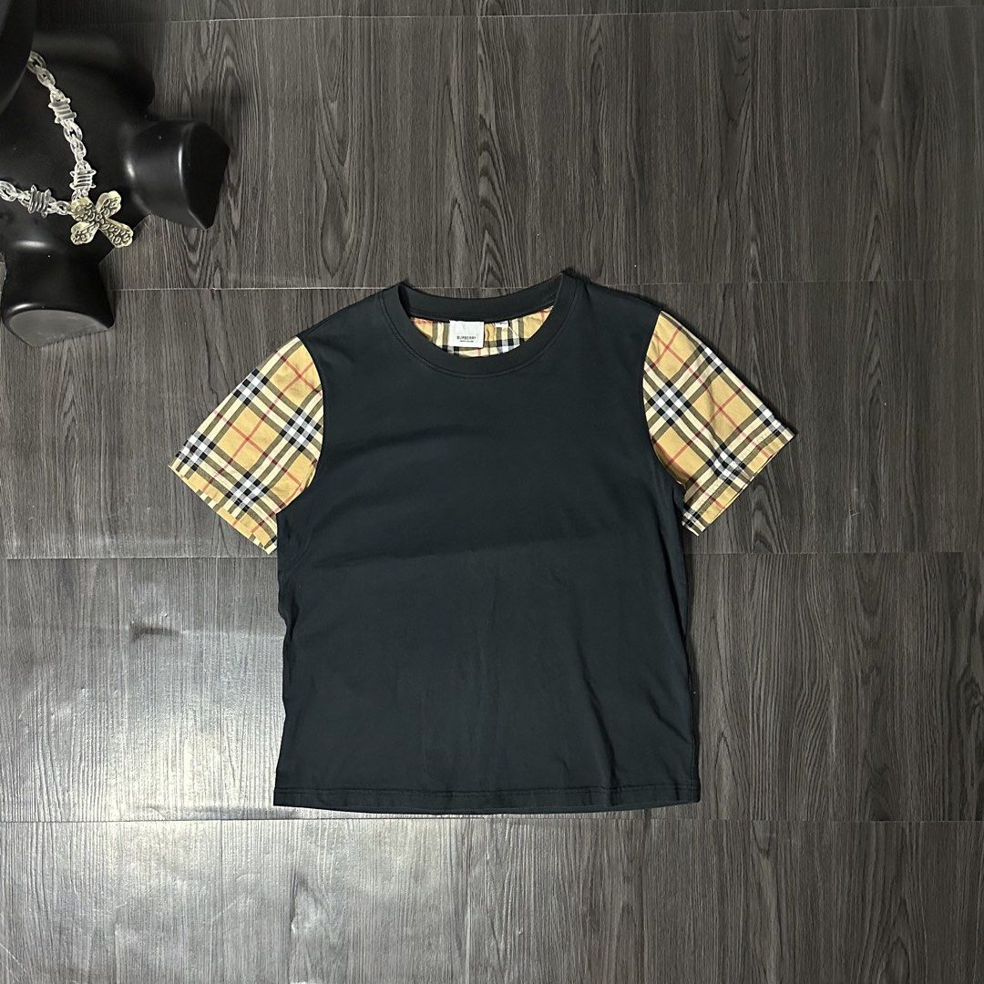 BURBERRY TEE (Category: Formal Shirts) located in San Jose del Monte. Submitted by xanthrift2.0 (Listing ID 1464666034, Image 1). Description: BURBERRY TEE color rate: 9.7/10 dimes: 19 x 23 (small) ₱799.