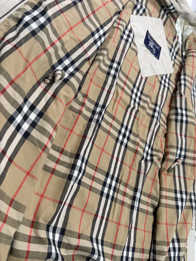 BURBERRY UTILITY JACKET (Category: Coats, Jackets and Outerwear) located in Dasmarinas. Submitted by nvrgobrkagain. (Listing ID 1464588685, Image 2). Description: AUTH 💯 Vintage Burberry Full Plaid Utility Jacket WIDTH : 24 IN LENGTH : 33 IN MEETUP/SHIPPING AVAILABLE 📩.