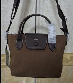 (Category: ) located in . Submitted by dailyhappyfinds (Listing ID 1464748647, Image 1). Description: .